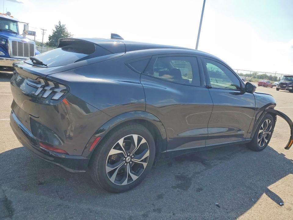 2022 FORD MUSTANG MACH-E PREMIUM 3