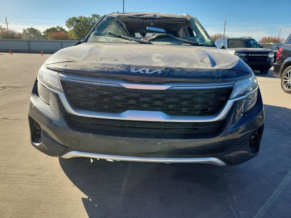 2022 KIA SELTOS S 5
