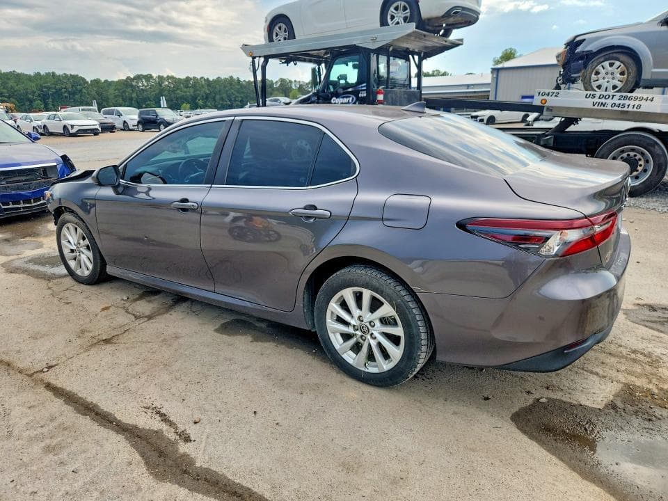 2023 TOYOTA CAMRY LE 2