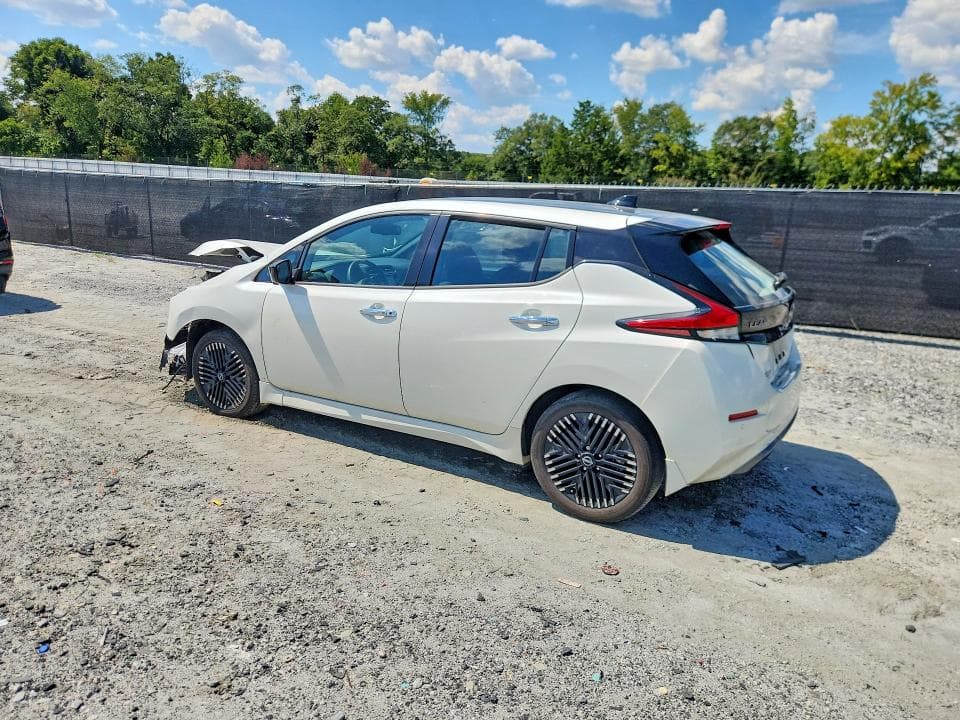 2023 NISSAN LEAF SV PLUS 2