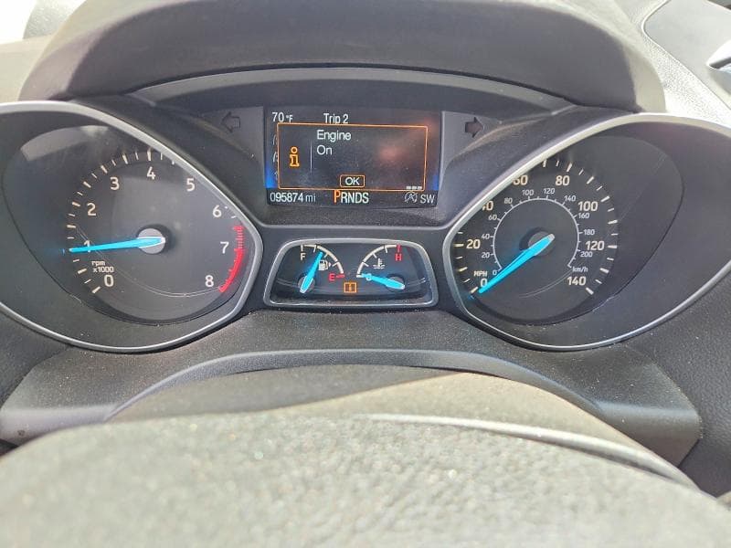 2017 FORD ESCAPE SE 9