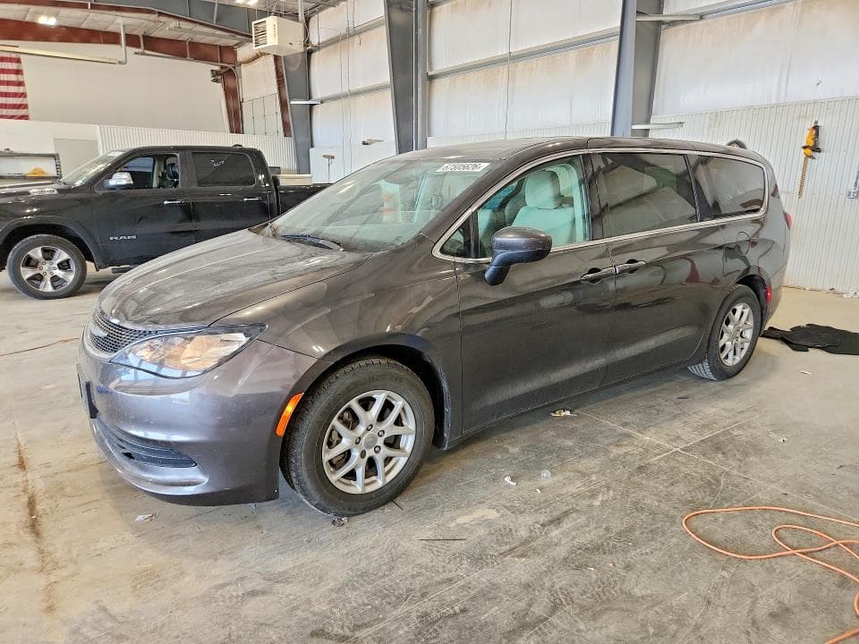 2017 CHRYSLER PACIFICA TOURING - 1