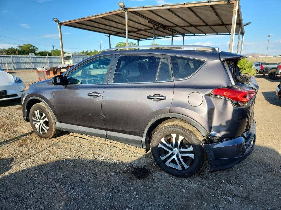 2017 TOYOTA RAV4 LE 2