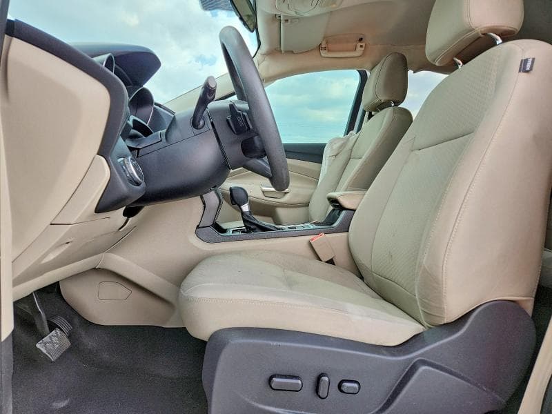 2017 FORD ESCAPE SE 7