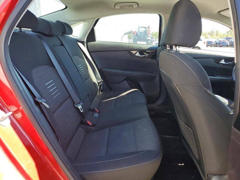 2020 KIA FORTE EX 10