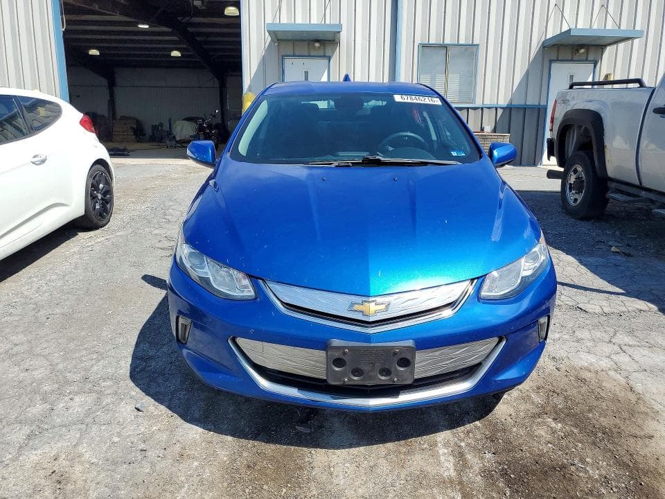 2017 CHEVROLET VOLT LT 5