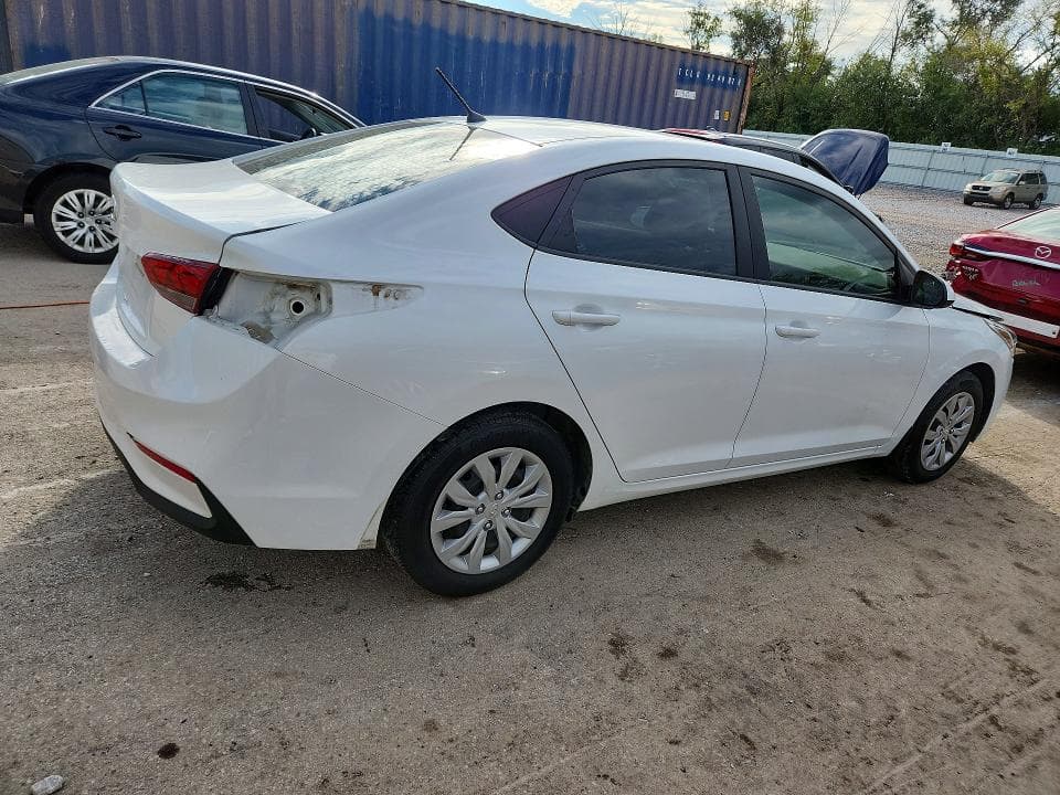 2020 HYUNDAI ACCENT SE 3