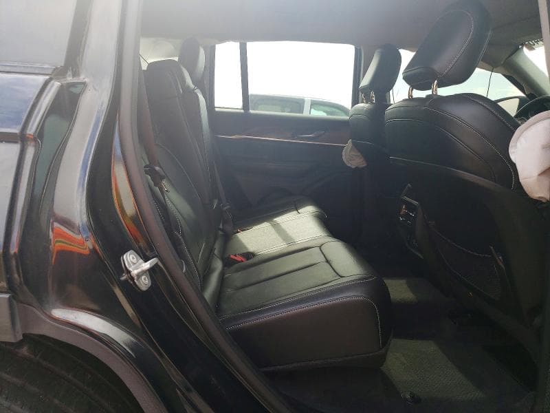 2023 JEEP GRAND CHEROKEE LIMITED 10