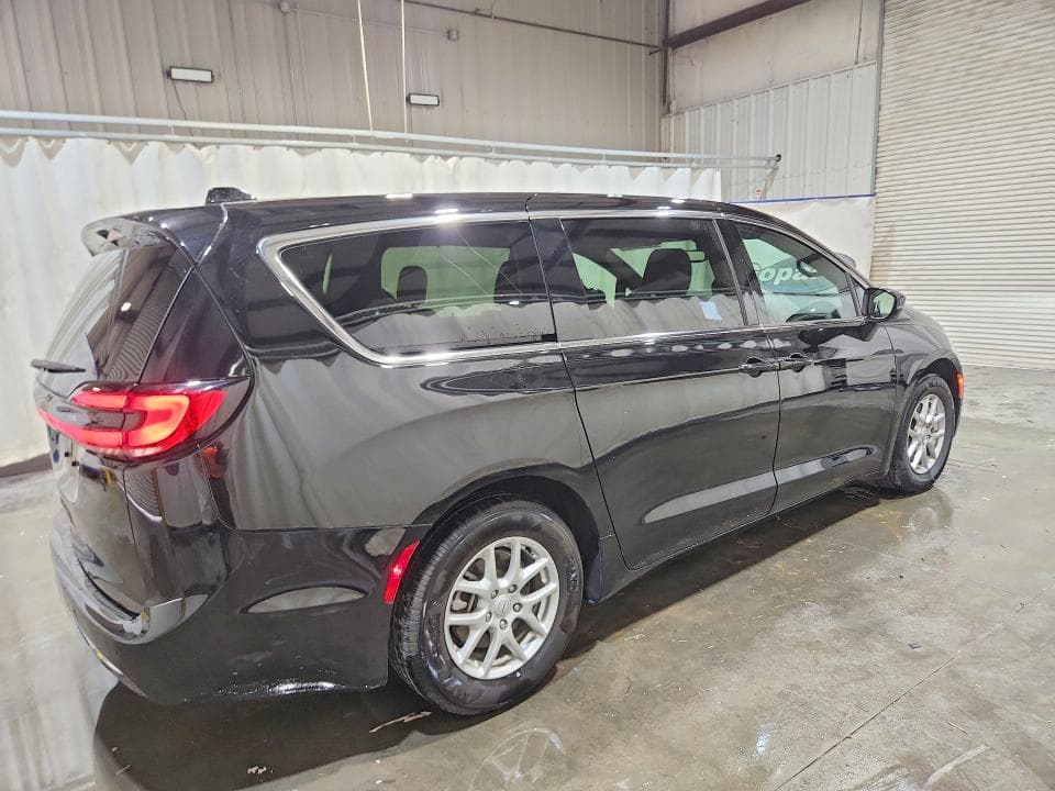 2025 CHRYSLER PACIFICA SELECT 3