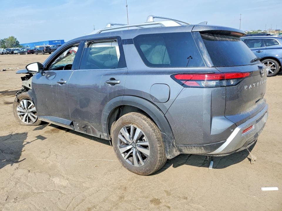 2024 NISSAN PATHFINDER SL 2