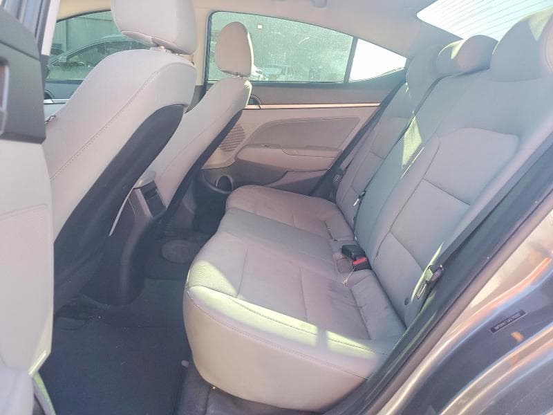 2018 HYUNDAI ELANTRA SEL 10