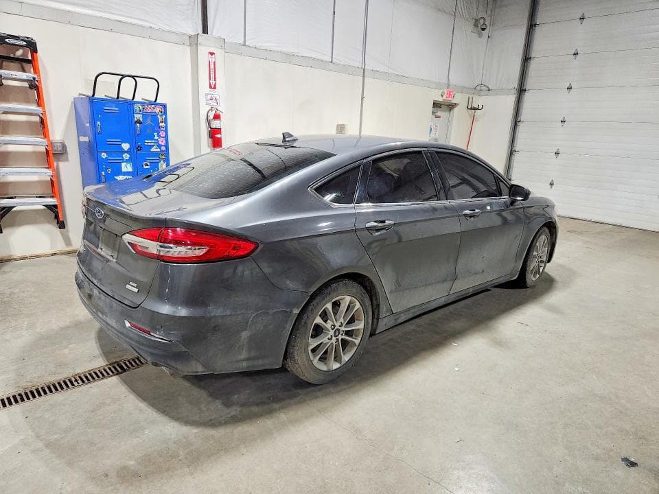 2020 FORD FUSION SE 3