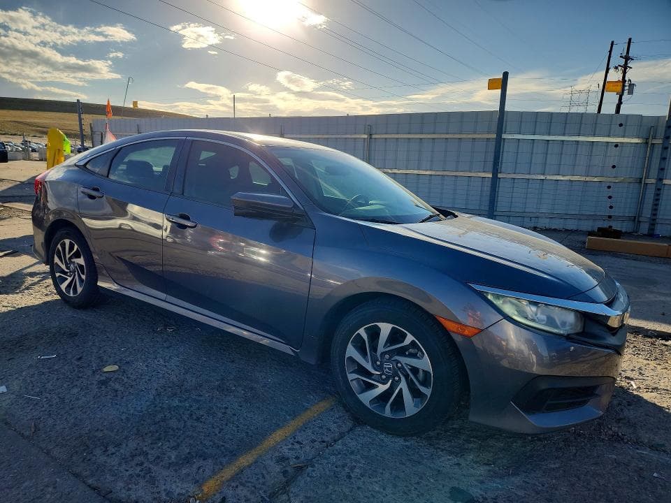 2017 HONDA CIVIC EX 4