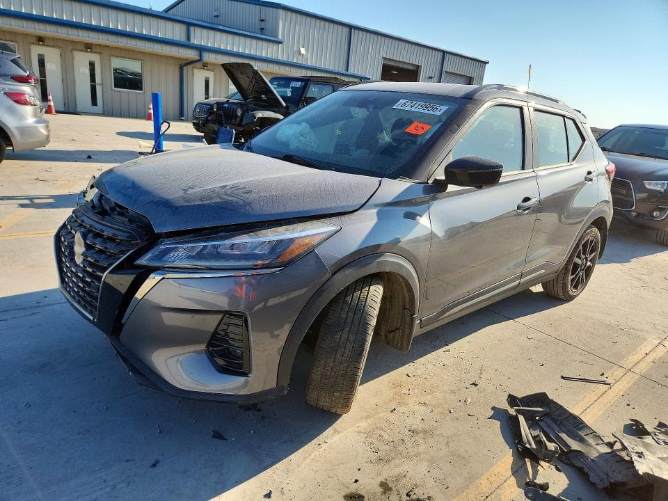2023 NISSAN KICKS SR - 1