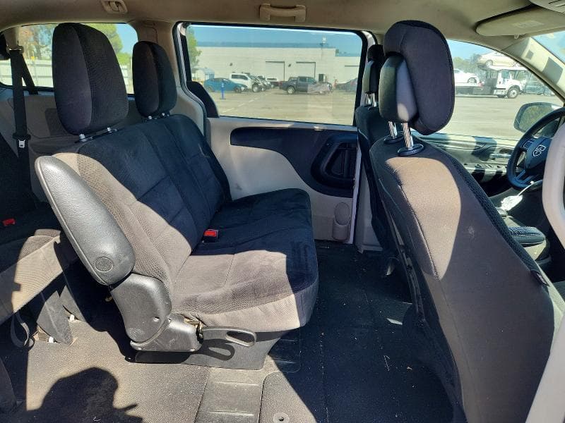 2019 DODGE GRAND CARAVAN SE 10