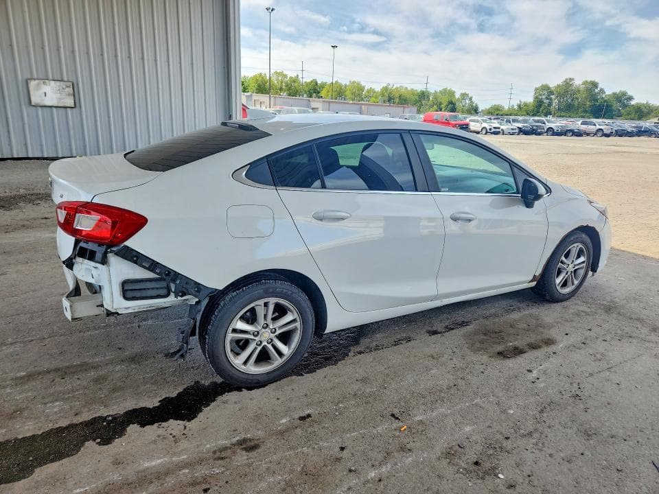 2017 CHEVROLET CRUZE LT 3
