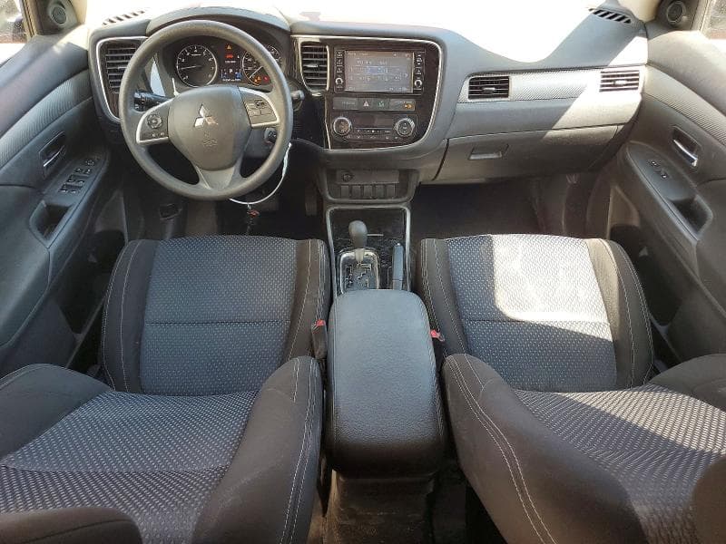 2018 MITSUBISHI OUTLANDER ES 8