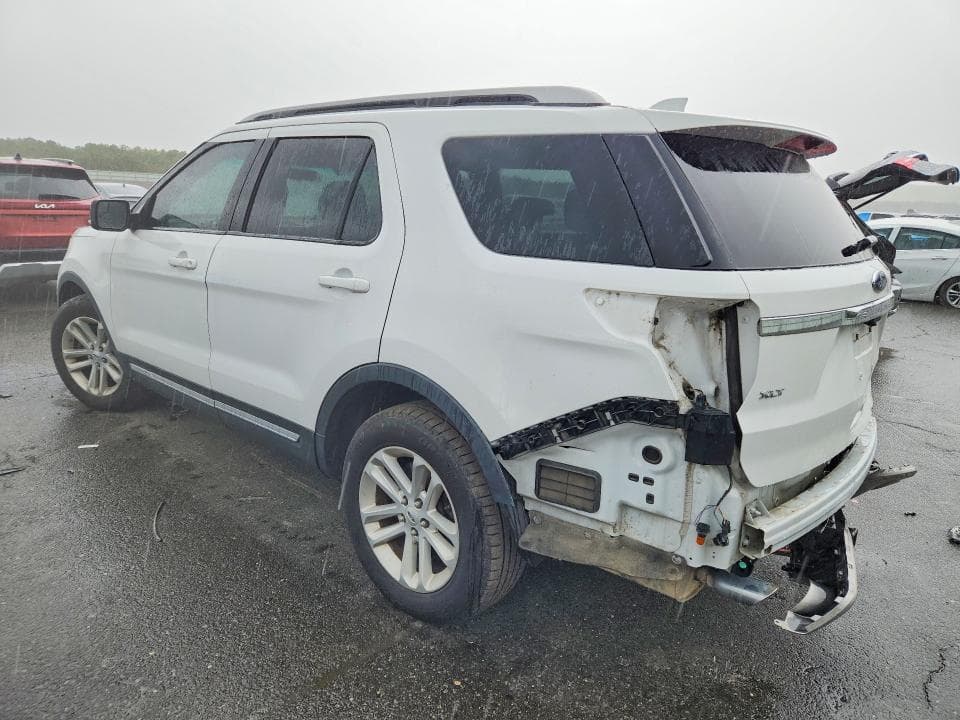 2017 FORD EXPLORER XLT 2