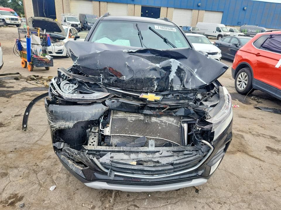 2020 CHEVROLET TRAX 1LT 5