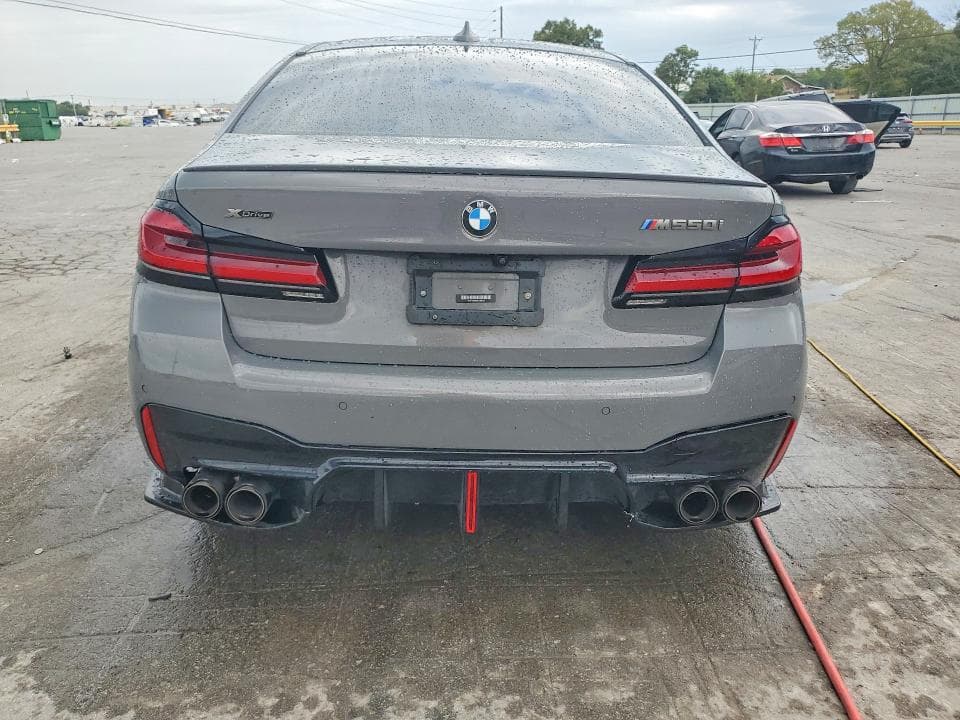 2021 BMW M550XI 6