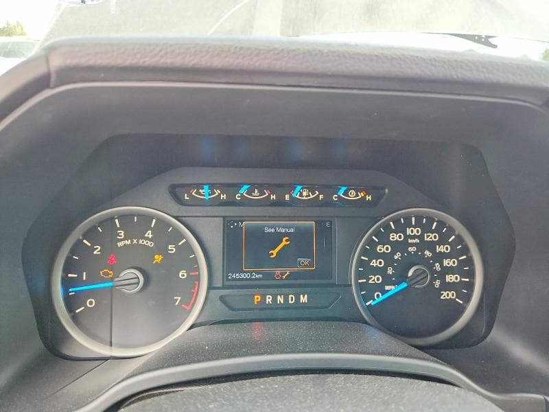 2017 FORD F150 SUPERCREW 9