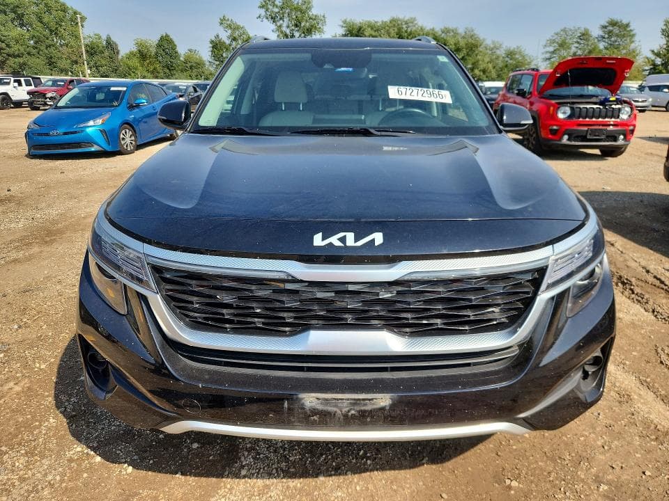 2023 KIA SELTOS EX 5