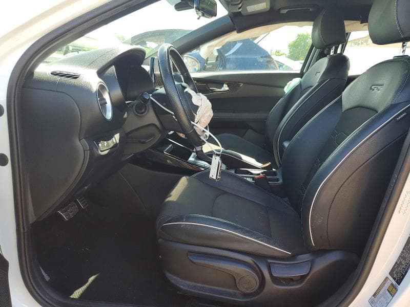 2023 KIA FORTE GT LINE 7