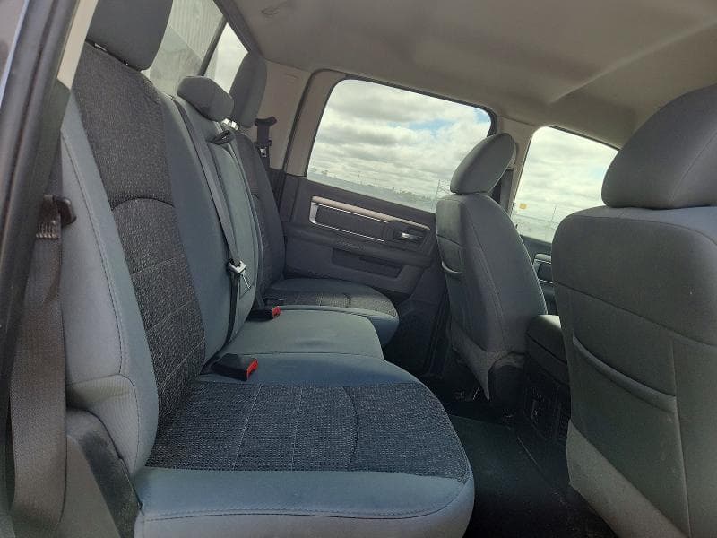 2017 RAM 1500 SLT 10