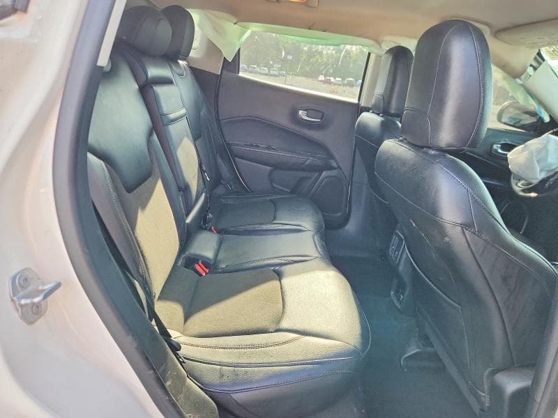 2018 JEEP COMPASS LATITUDE 11