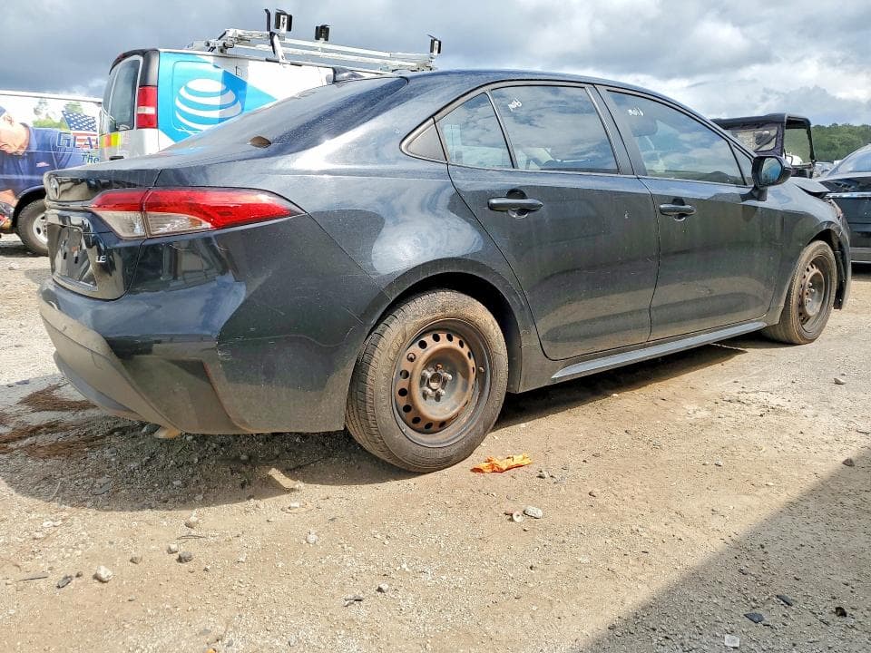 2021 TOYOTA COROLLA LE 3