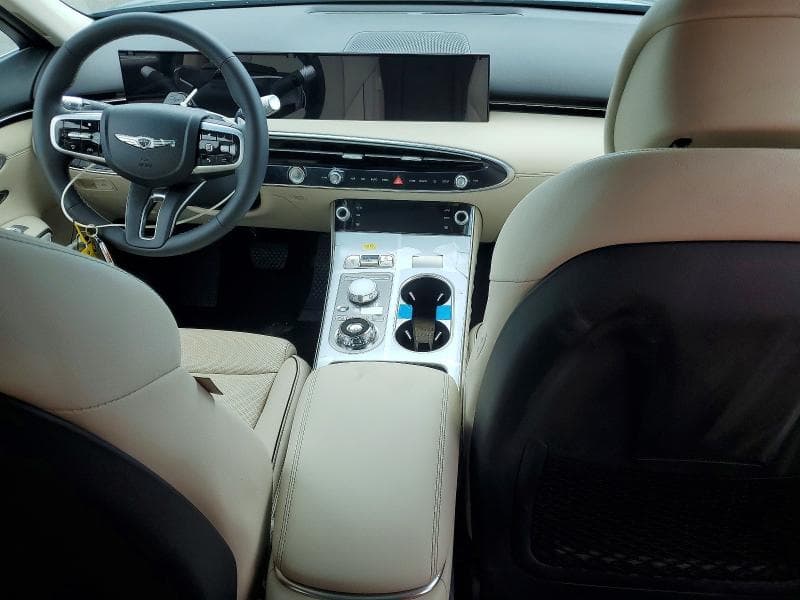 2026 GENESIS GV70 ADVANCED 8