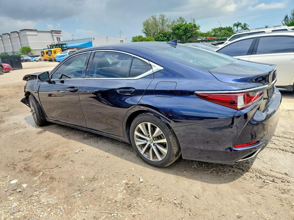2019 LEXUS ES 350 2