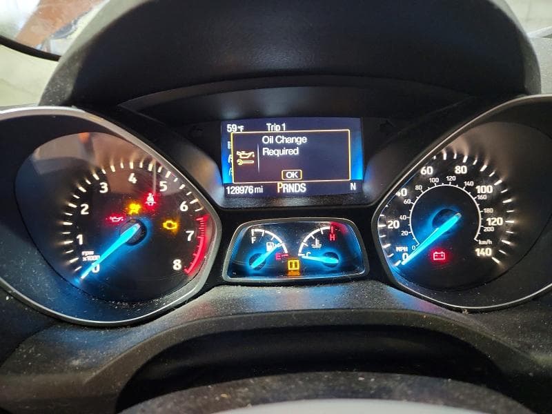 2017 FORD ESCAPE SE 9