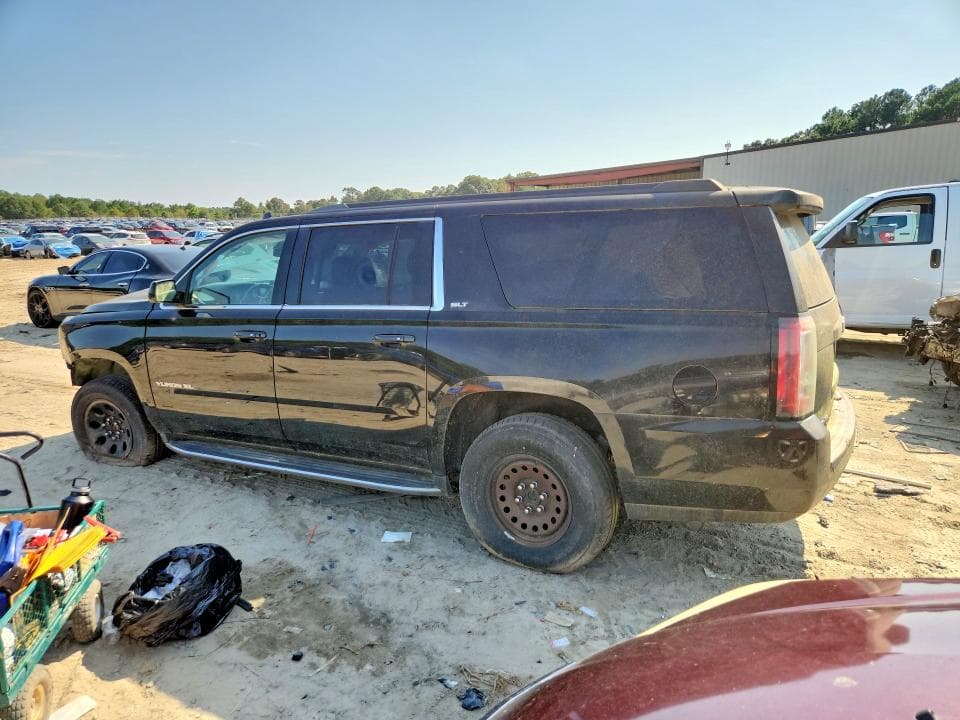 2018 GMC YUKON XL K1500 SLT 2