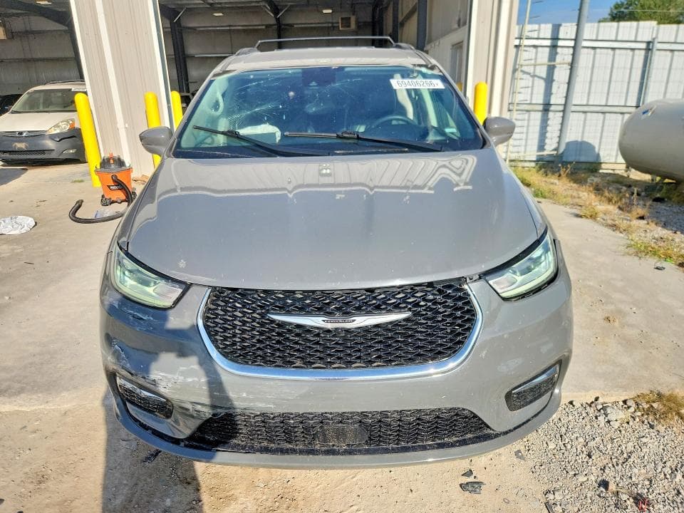 2022 CHRYSLER PACIFICA TOURING L 5
