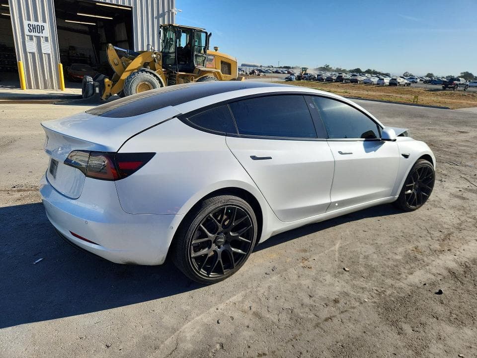 2022 TESLA MODEL 3 3