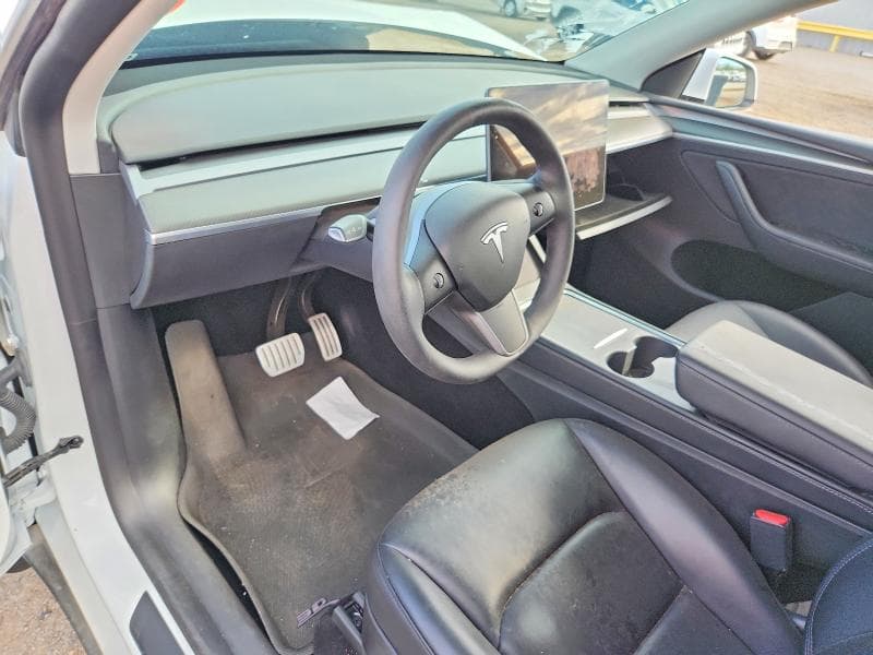 2023 TESLA MODEL Y 8