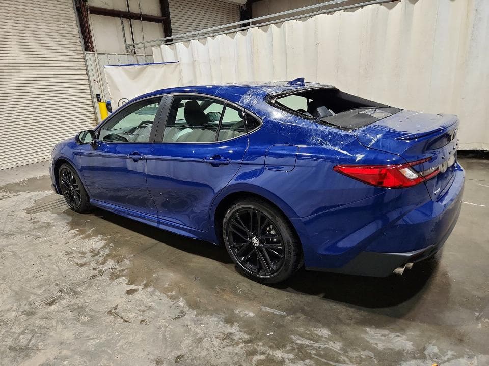 2026 TOYOTA CAMRY SE 2