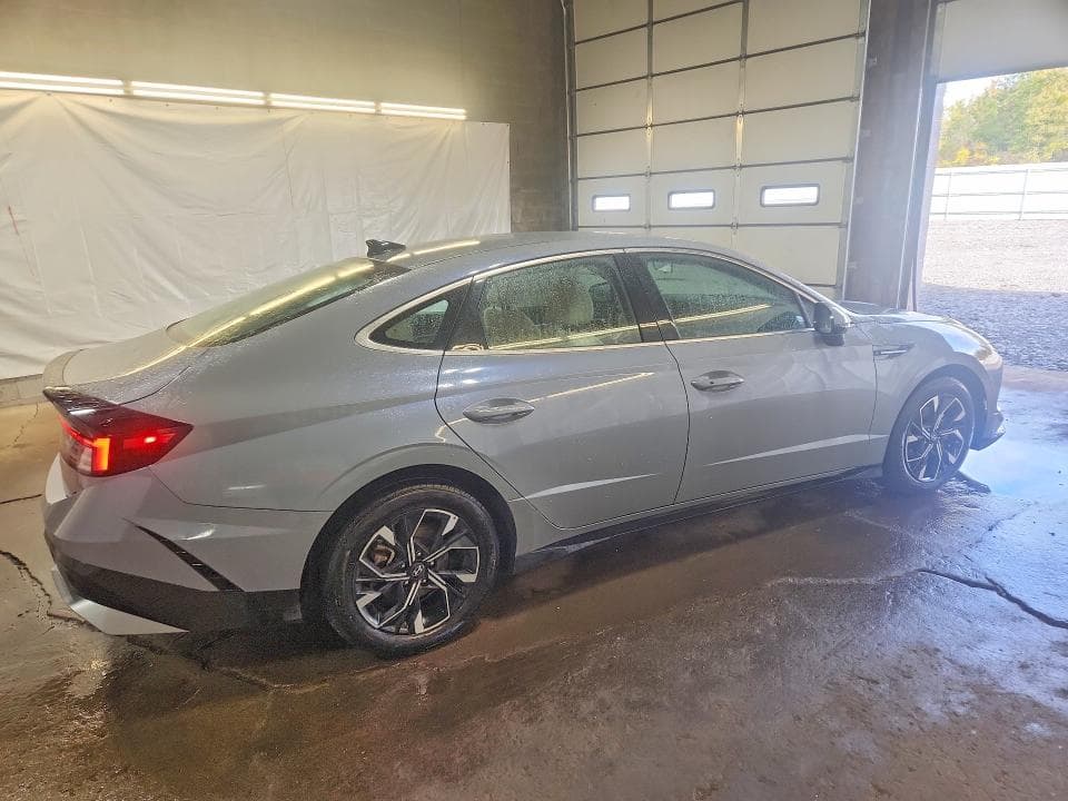 2025 HYUNDAI SONATA SEL 3