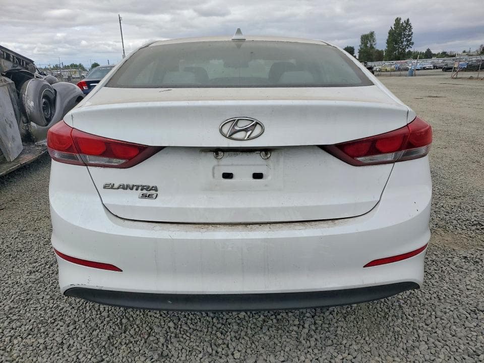 2017 HYUNDAI ELANTRA SE 6