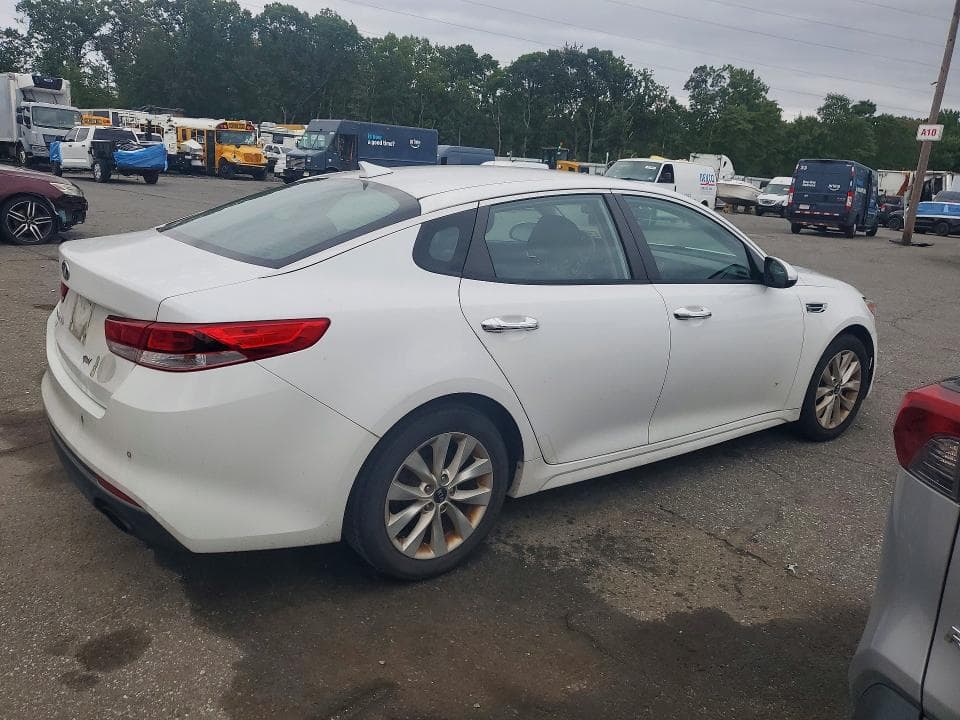 2018 KIA OPTIMA LX 3