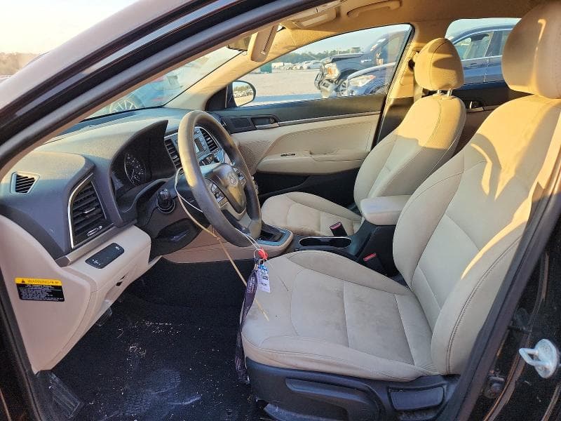 2018 HYUNDAI ELANTRA SE 7