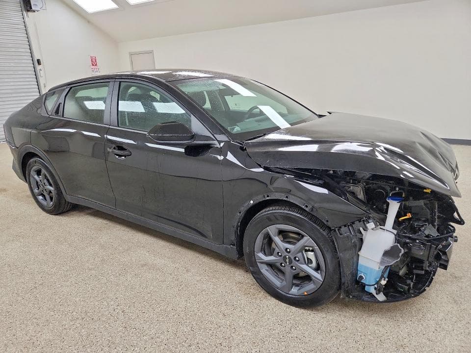 2026 KIA K4 LXS 4