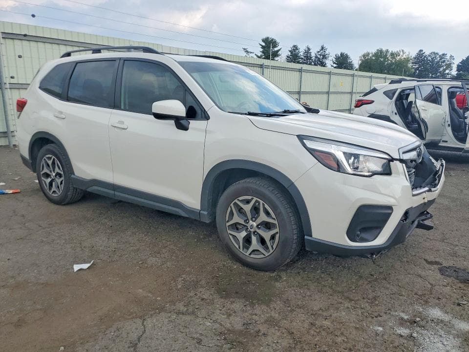 2020 SUBARU FORESTER PREMIUM 4