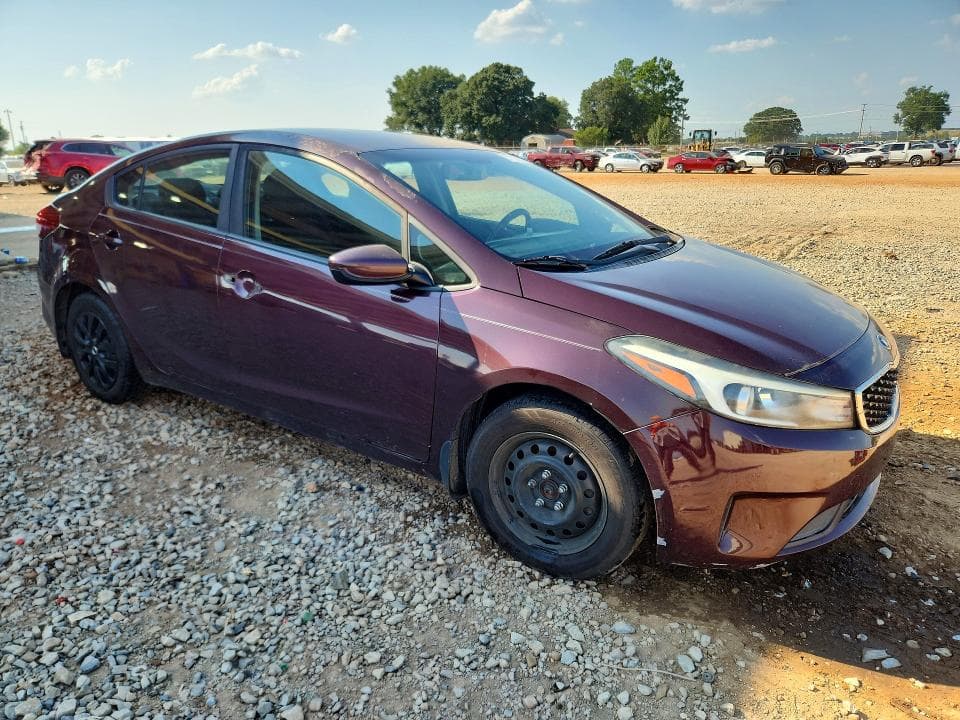 2017 KIA FORTE LX 4