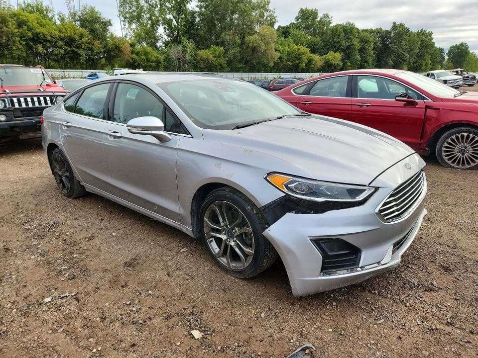 2020 FORD FUSION SEL 4