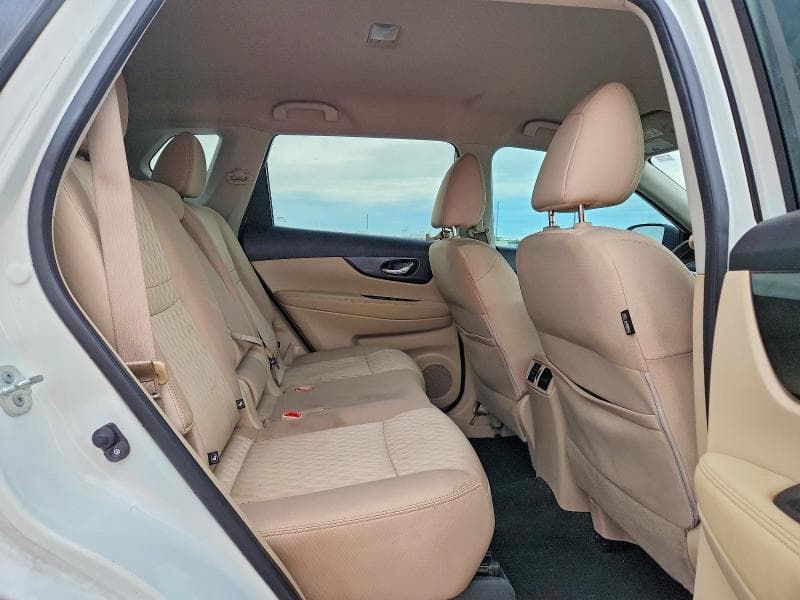 2017 NISSAN ROGUE SV 11