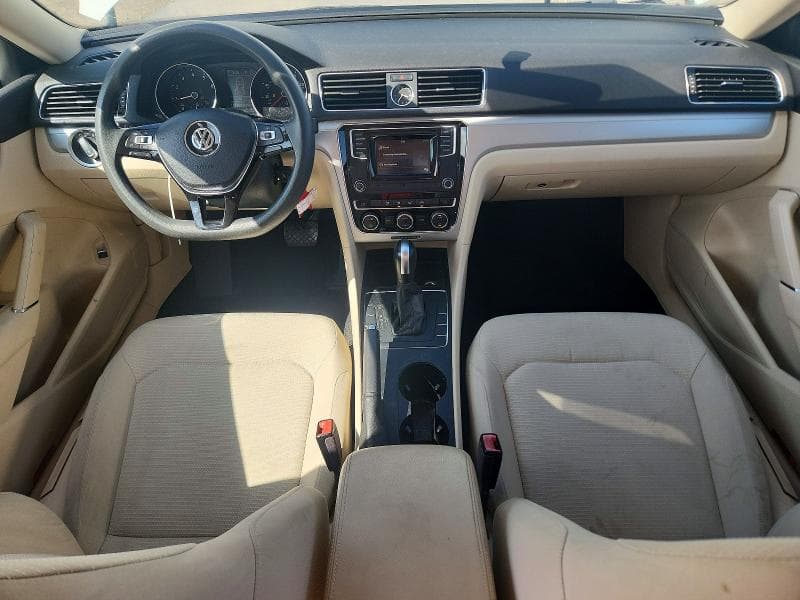 2017 VOLKSWAGEN PASSAT S 8