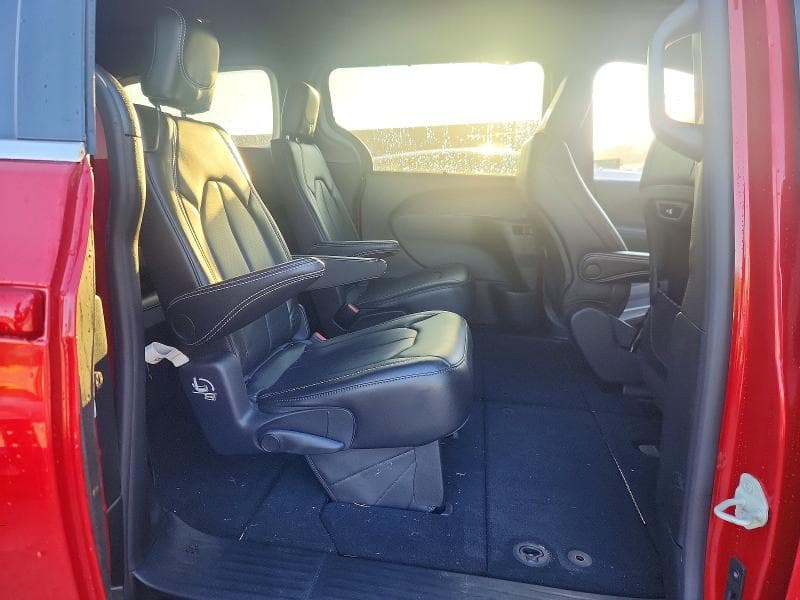 2026 CHRYSLER PACIFICA SELECT 11