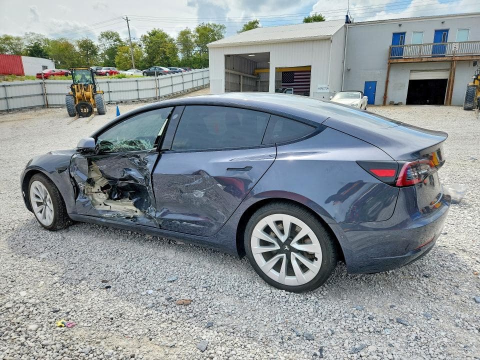 2022 TESLA MODEL 3 2